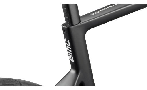 BMC Teammachine SLR 01 Seven: bici da corsa top gamma