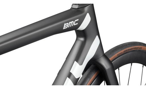 BMC Teammachine SLR 01 Seven: bici da corsa top gamma